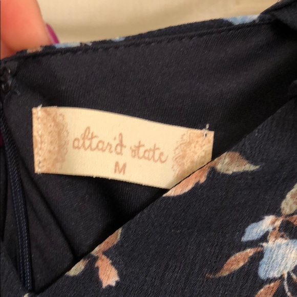 Dress - Picture 4 of 4